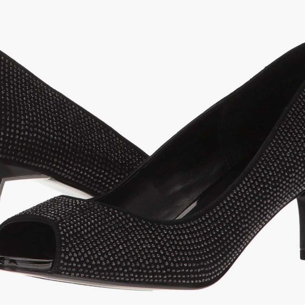 Vaneli Majella Black Dress Pumps in 9N, Excellent Condition.